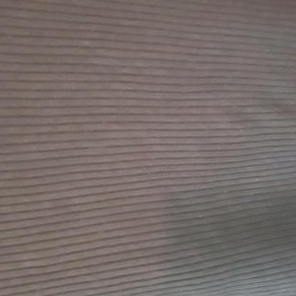 Ladies top - Picture 2 of 6